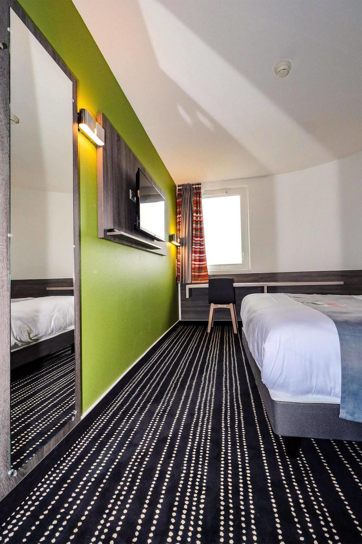 Hotel Arena 3*
